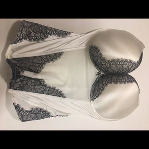 NWT Victoria’s Secret Shape Up Bra